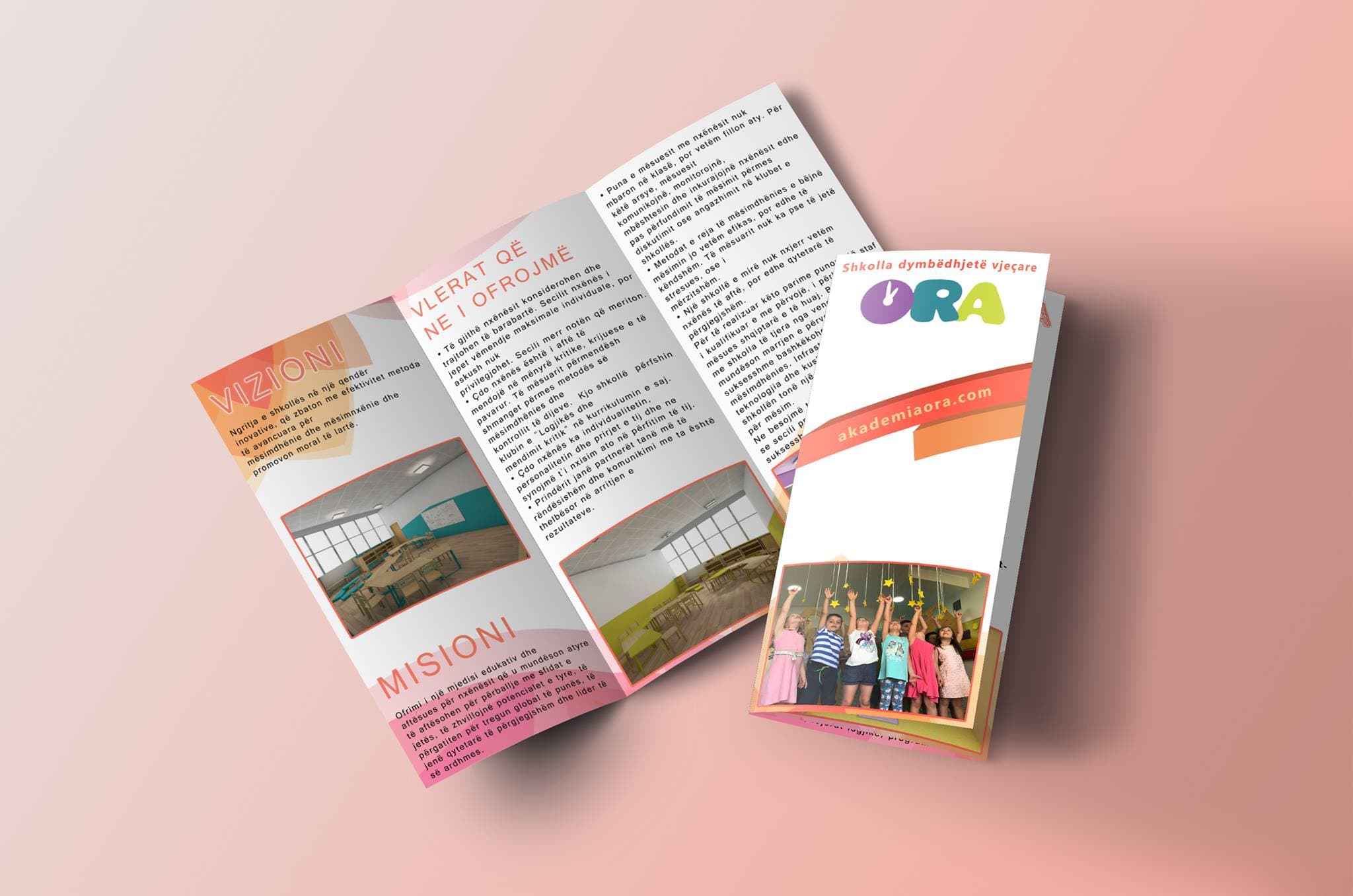 Dizajni i broshurës për Shkollën 12 vjeçare ORA.